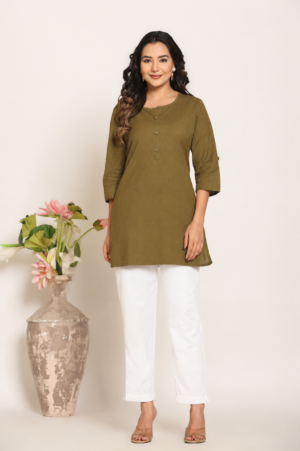 Women's Solid Mehandi Green Cotton Flex Short Kurti Manufacturer Wholesale in Jaipur