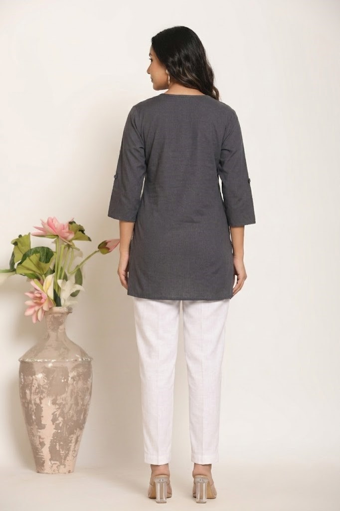 Women's Solid Smoke Grey Cotton Flex Short Kurti Manufacturer Wholesale in Jaipur